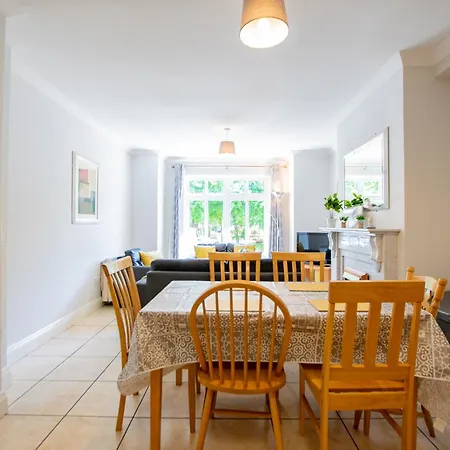 アパート Spacious 4-bed Group Retreat Limerick Junction