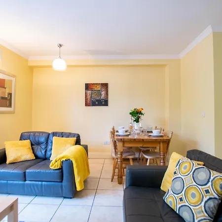 アパート Spacious 4-bed Group Retreat